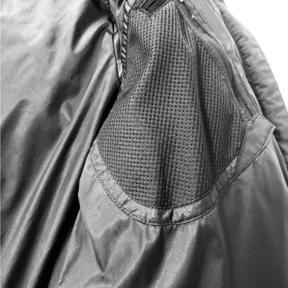 Helly Hansen Small Down Filled Bomber Ski Jacket Black Crop - Picture 10 of 15